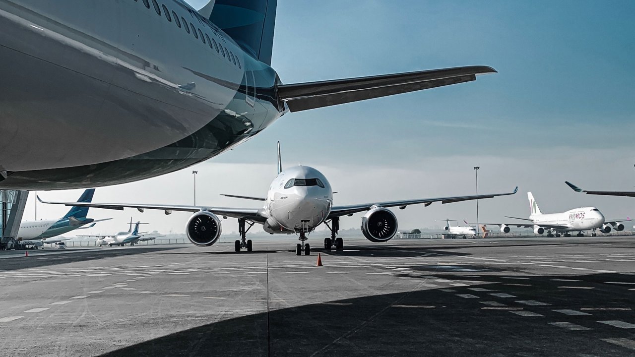 Transporte aéreo: Procura desacelerou em Agosto devido à Variante Delta